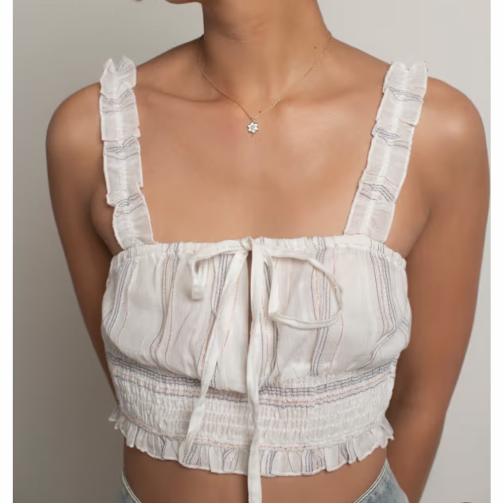 TOBI WHITE STRIPE SMOCKED CROP TOP Sz S